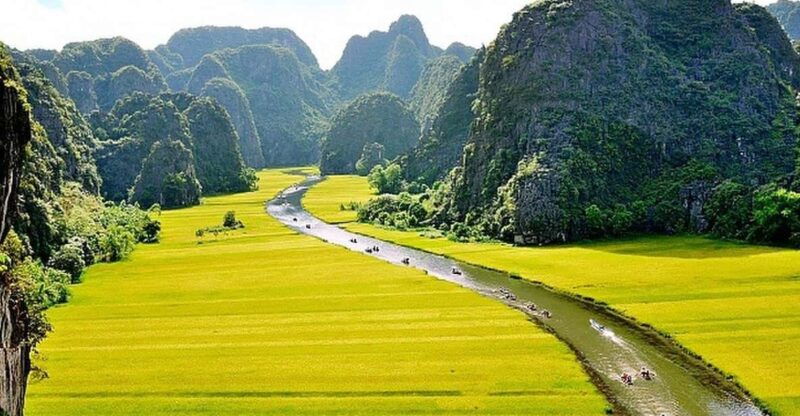 from-hanoi-ninh-binh-hoa-lu-tam-coc-and-mua-cave