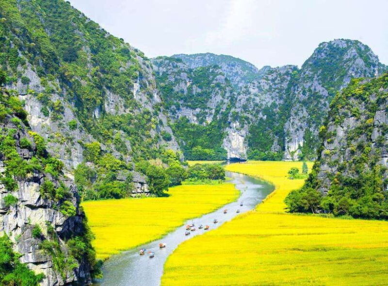 from-hanoi-ninh-binh-hoa-lu-tam-coc-mua-cave-highlight