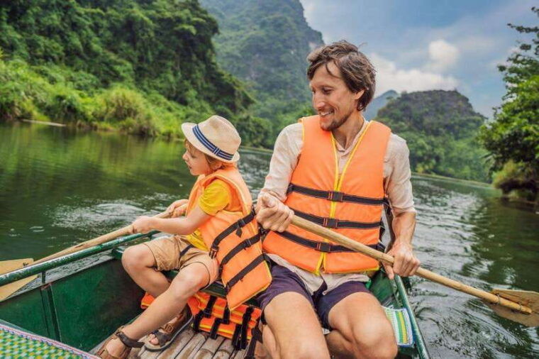 from-hanoi-ninh-binh-hoa-lu-tam-coc-mua-cave-highlight