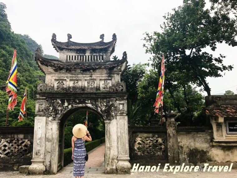 from-hanoi-ninh-binh-hoa-lu-trang-an-mua-cave-day-tour