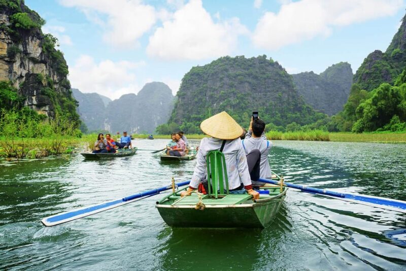 From Hanoi: Ninh Binh, Hoa Lu, Trang An, Mua Cave Day Trip - Authentic Experiences from Reviews