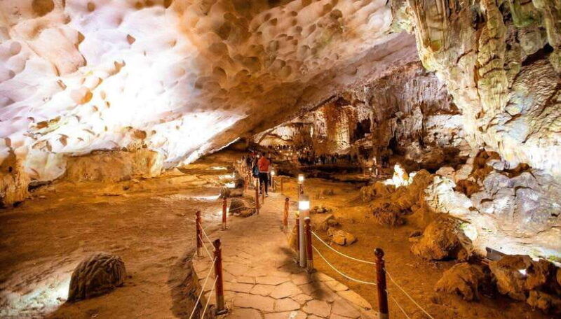 from-hanoi-private-ha-long-bay-full-day-trip