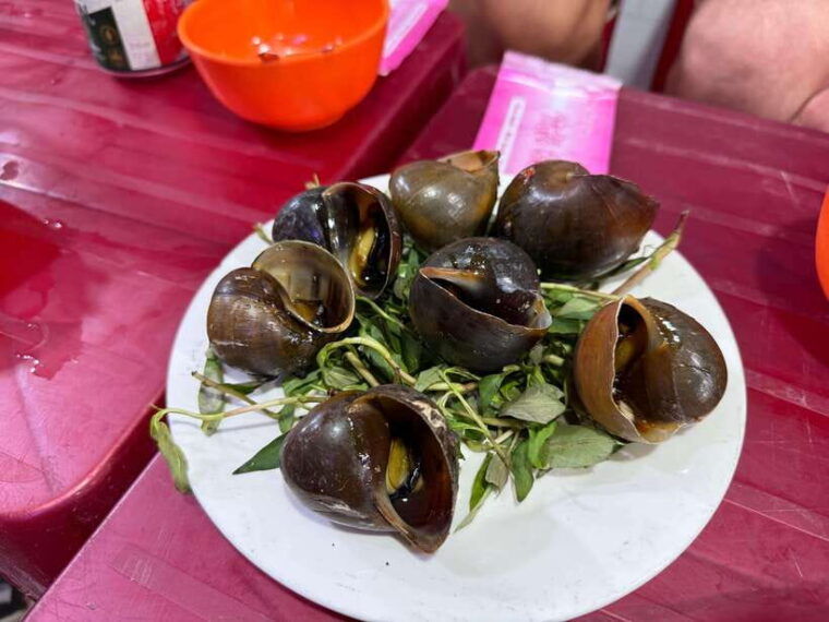 from-hanoi-private-street-food-tour-with-female-guide