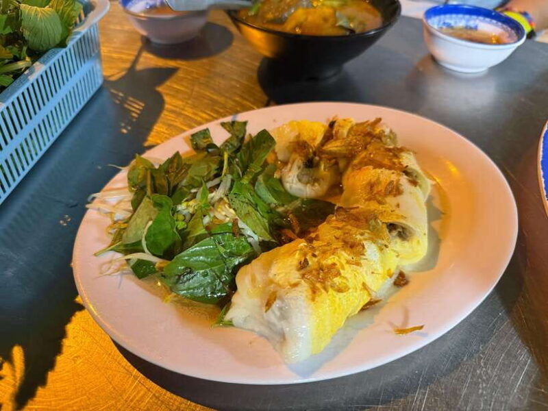 from-hanoi-private-street-food-walking-with-female-guide