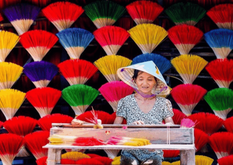 from-hanoi-private-tour-incense-village-perfume-pagoda