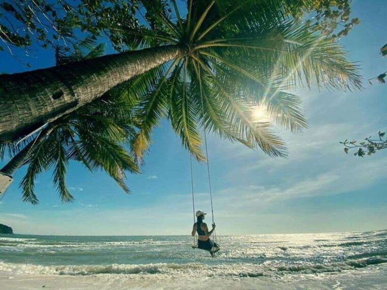 from-hanoi-private-tour-mai-chau-valley-day-trip