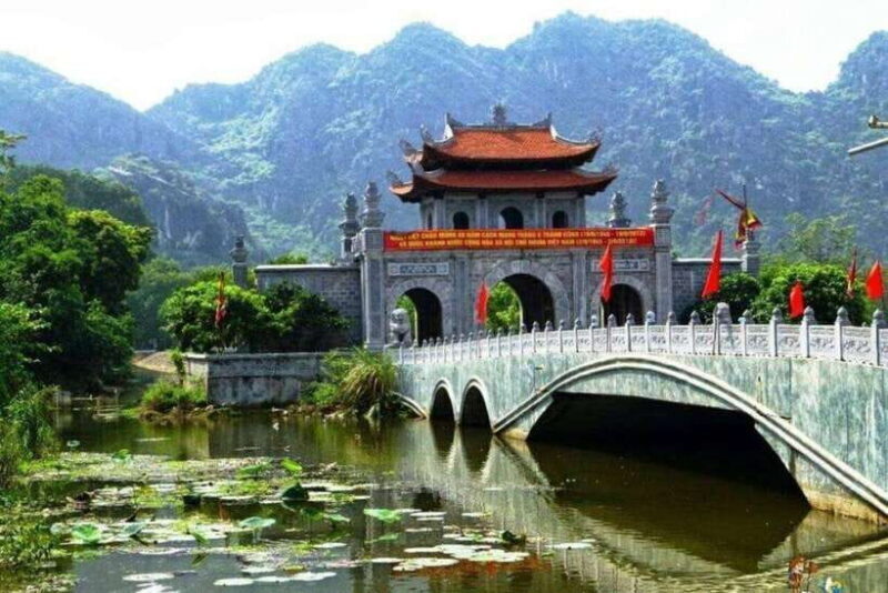 From Hanoi: Quang Phu Cau Incense Village & Ninh Binh Tour - Key Points  