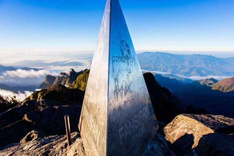 from-hanoi-sapa-2-days-1-night-stay-hotel-with-limousine