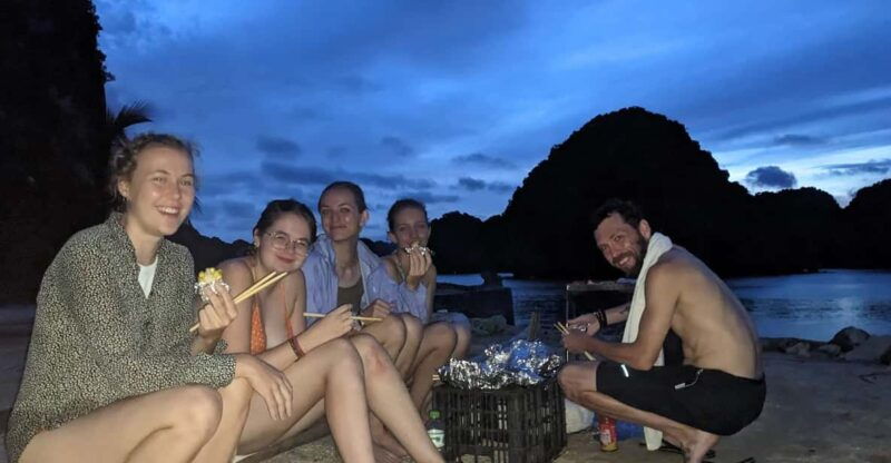 from-hanoi-to-lan-ha-bay-2-day-jungle-hiking-night-kayak