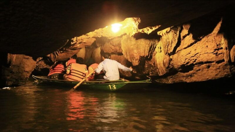 from-hanoi-trang-an-bai-dinh-pagoda-full-day-private-tour