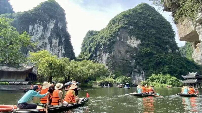 From Hanoi: Trang An, Hoa Lu, and Mua Caves Small-Group Tour - From Hanoi: Trang An, Hoa Lu, and Mua Caves Small-Group Tour – A Detailed Review