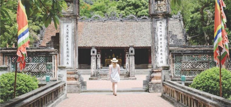 from-hanoi-trang-an-scenic-landscape-bai-dinh-pagoda-trip