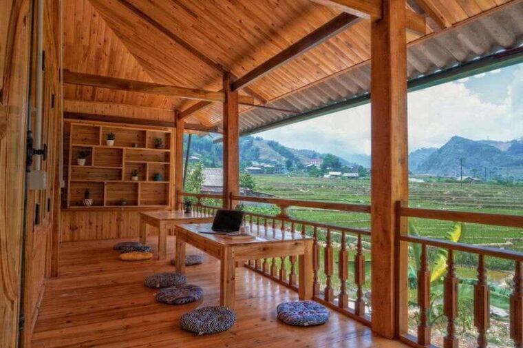 from-hanoi-trek-and-stay-3-day-sapa-highlands-adventure