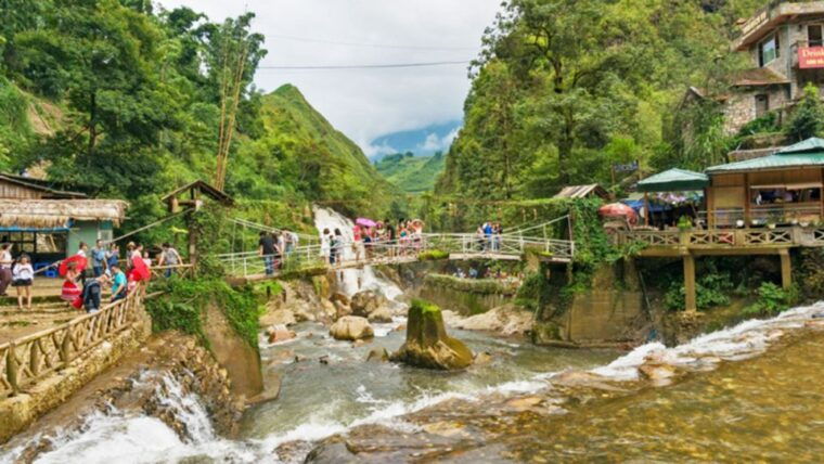 from-hanoi-two-day-sapa-tour-with-fansipan-peak-visit