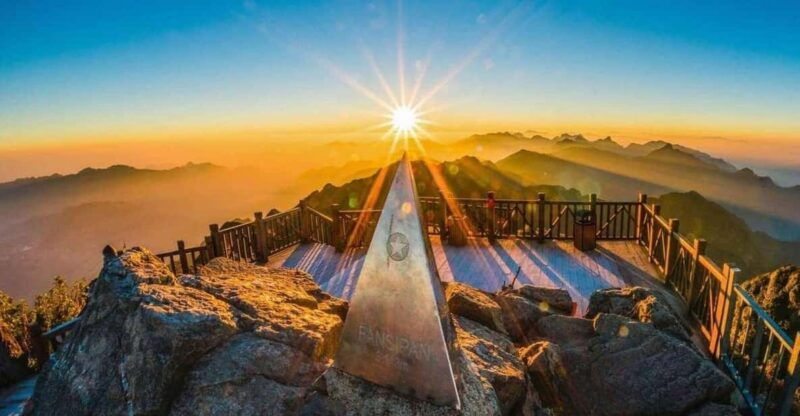 from-hanoi-visit-sapa-conquer-fansipan-for-2-days-1-night