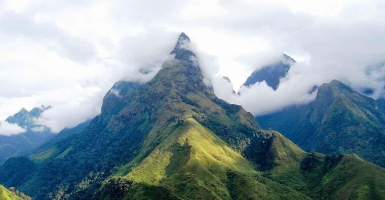 from-hanoi-visit-sapa-fansipan-with-cable-car-for-2-days