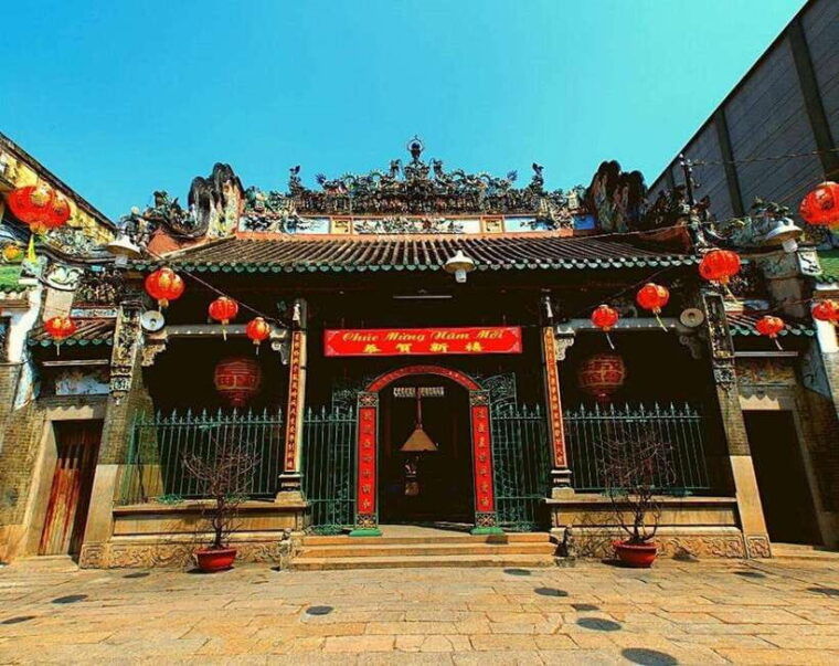 from-hcm-cu-chi-tunnels-with-saigon-icons-by-hop-on-hop-off