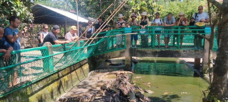 from-hcm-mekong-delta-floating-market-3days-exit-phnom-penh