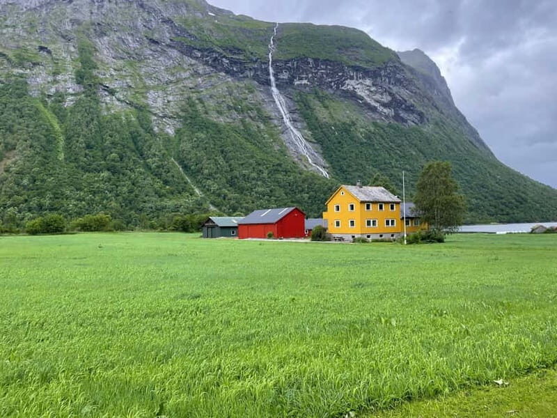 From Hellesylt: Electric Car Experience to Norangsdalen - Key Points