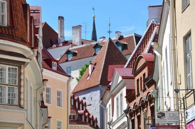 From Helsinki: Day Trip to Tallinn (Ferry, Guide & VIP car) - The Itinerary Breakdown