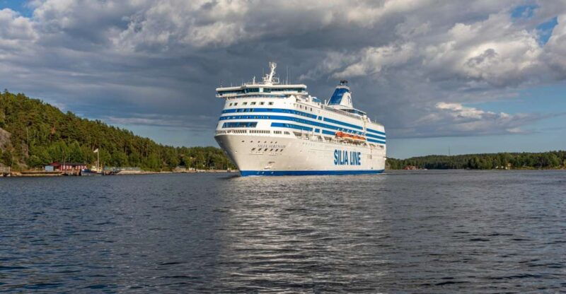 from-helsinki-overnight-cruise-to-stockholm-with-breakfast