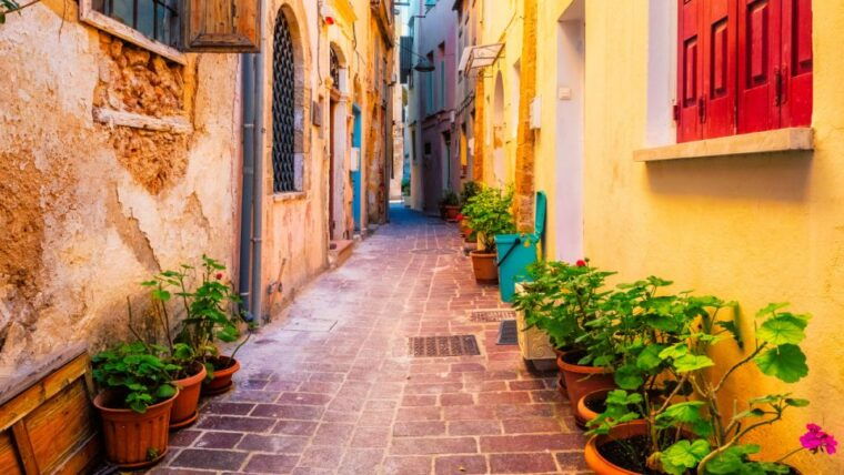 from-heraklion-chania-town-kournas-lake-and-rethymno-tour
