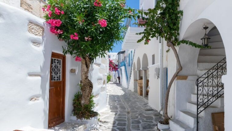 from-heraklion-crete-santorini-island-guided-day-trip