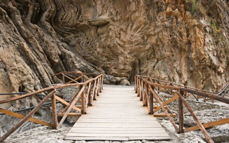 From Heraklion: Majestic Guided Hike through Samaria Gorge - Pricing and Inclusions: Is It Worth It?