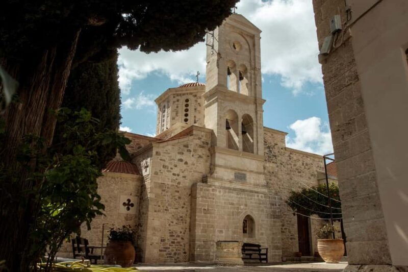 From Heraklion: Olive, Wine & Monastery Luxury Guided Tour - A Closer Look at the Itinerary