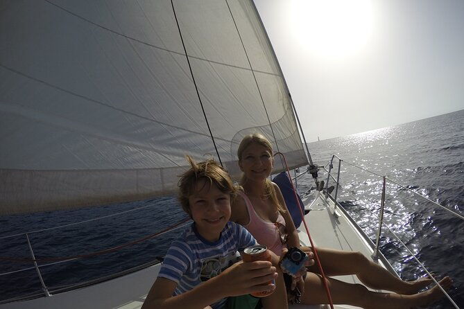 from-heraklion-small-group-6-hours-sailing-trip-to-dia-island