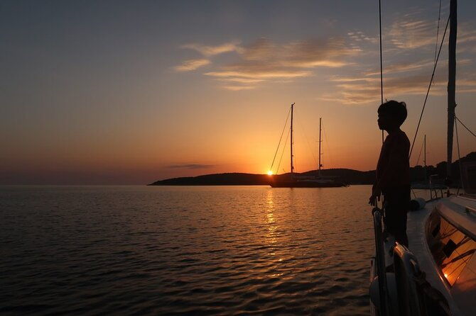 from-heraklion-small-group-6h-sunset-sailing-trip-to-dia-island