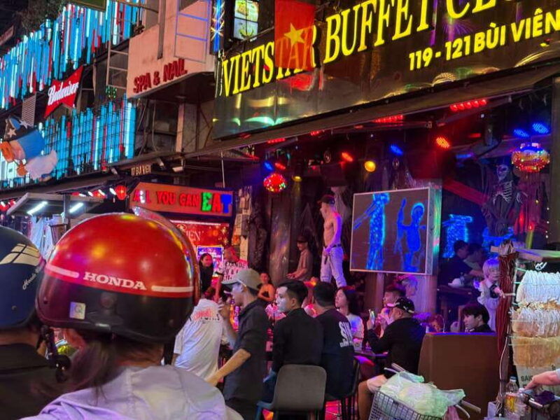from-ho-chi-minh-acoustics-live-music-street-food-tour
