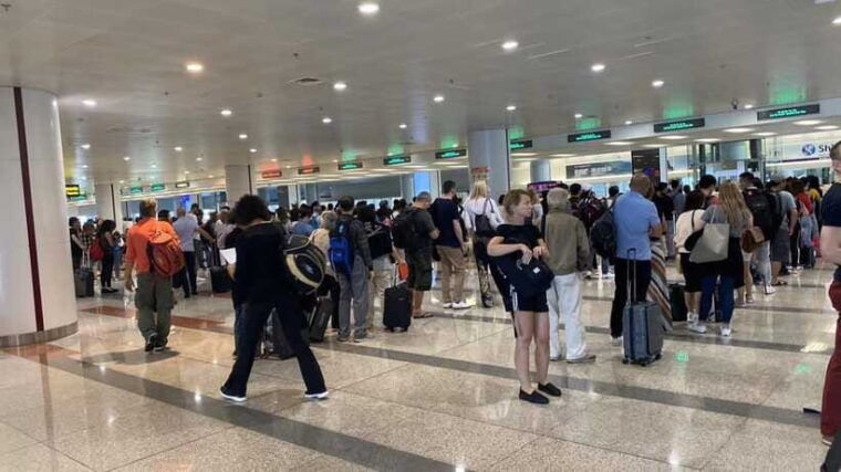 from-ho-chi-minh-airport-fast-track-immigration-assistance