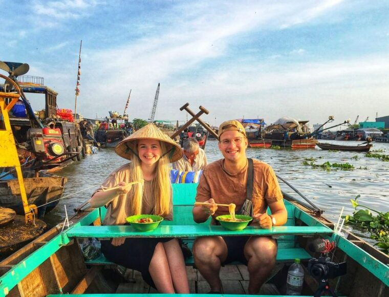 from-ho-chi-minh-cai-rang-famous-floating-market-in-can-tho-2