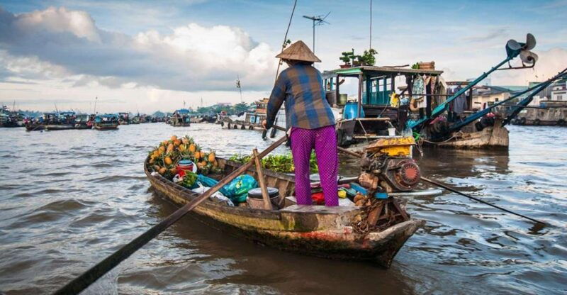 from-ho-chi-minh-cai-rang-famous-floating-market-in-can-tho
