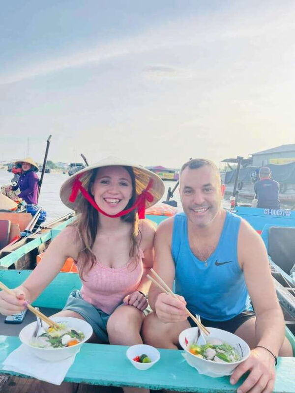 from-ho-chi-minh-cai-rang-floating-market-and-cai-be-tour