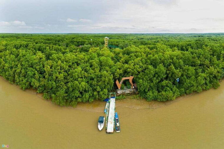 from-ho-chi-minh-city-can-gio-mangrove-monkey-island-day