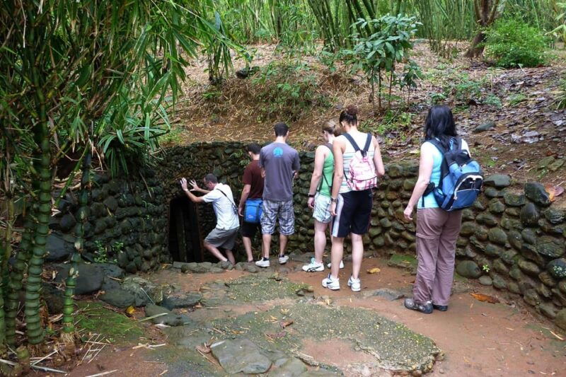 from-ho-chi-minh-cu-chi-tunnels-cao-dai-temple