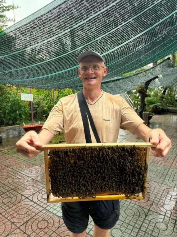 from-ho-chi-minh-cu-chi-tunnels-mekong-delta-full-day