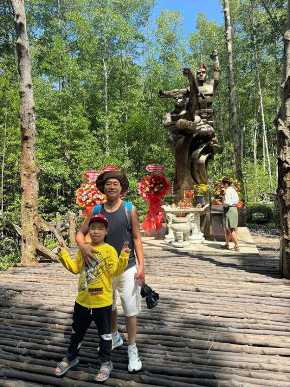from-ho-chi-minh-trek-can-gio-mangrove-monkey-island