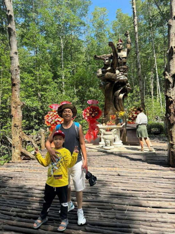 from-ho-chi-minh-trek-can-gio-mangrove-monkey-island