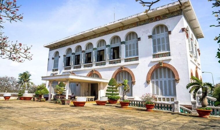 from-ho-chi-minh-vung-tau-beach-full-day-trip