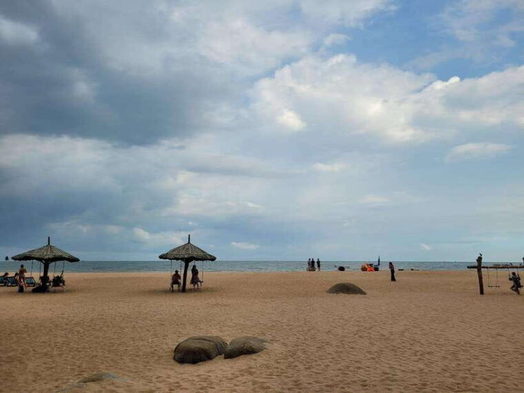 from-ho-chi-minh-vung-tau-beach-group-or-private-tour-2