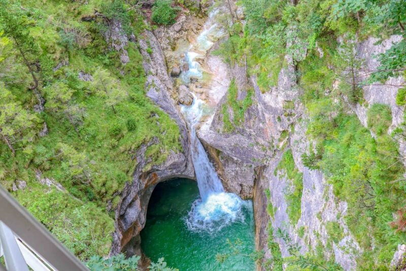 from-hohenschwangau-tour-to-neuschwanstein-castle