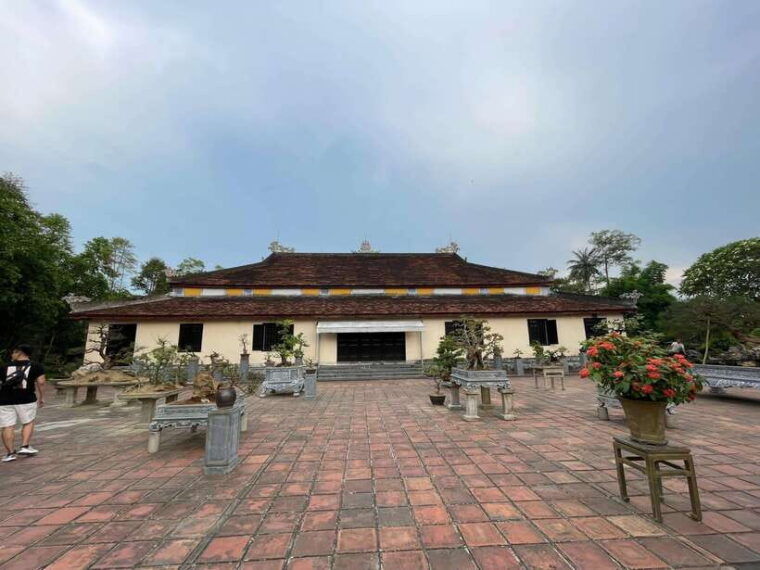from-hoi-an-da-nang-hue-city-day-trip-with-lunch