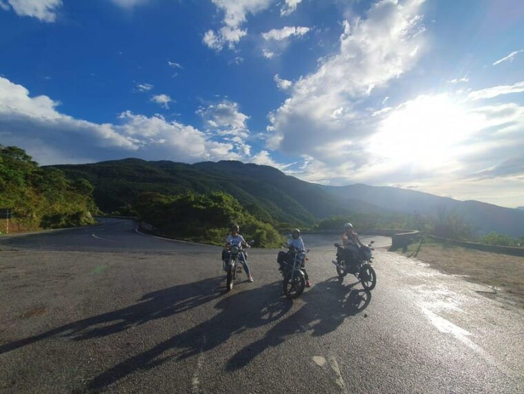 from-hoi-an-danang-hai-van-pass-motorbike-tour-to-hue