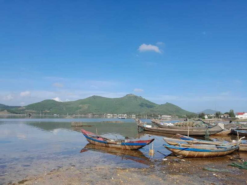 from-hoi-an-day-trip-to-hue-citadel-royal-tombs-pagoda