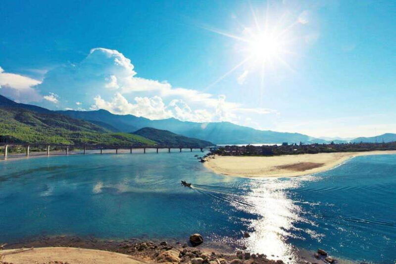 from-hoi-an-hai-van-pass-lang-co-bay-and-hue-city-jeep