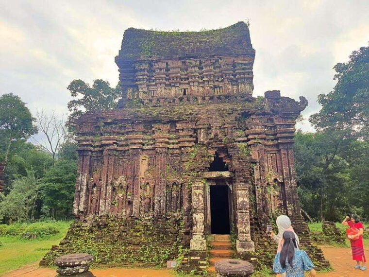 from-hoi-an-my-son-sanctuary-golden-bridge-by-private-car