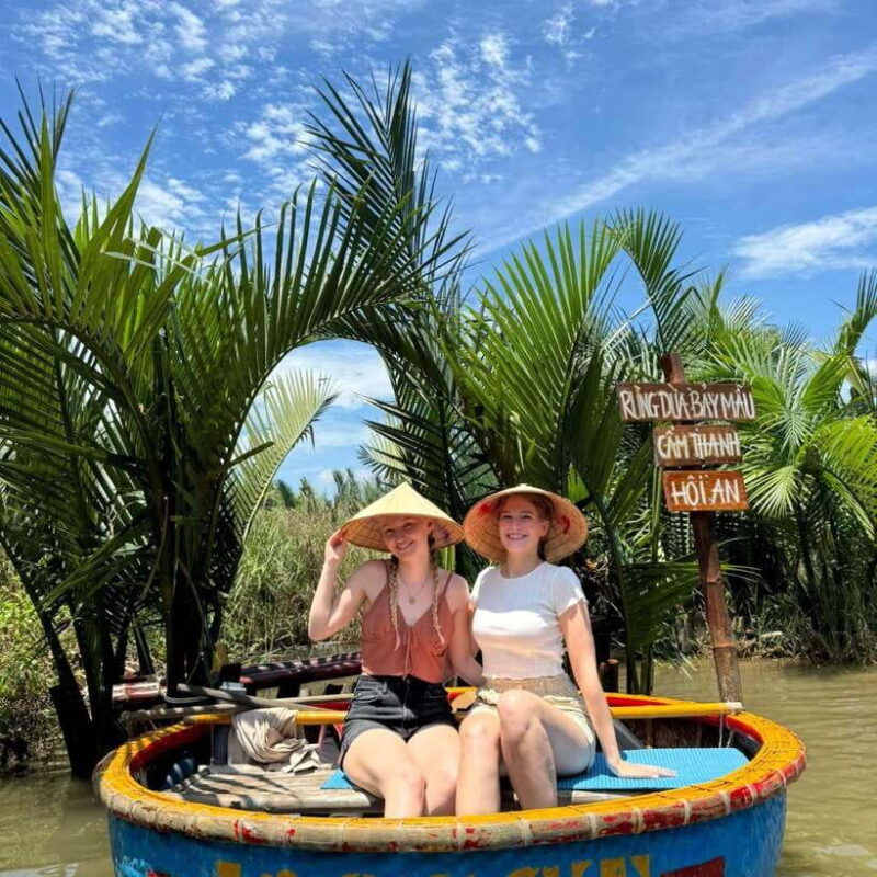 from-hoian-cam-thanh-basket-boat-lantern-making